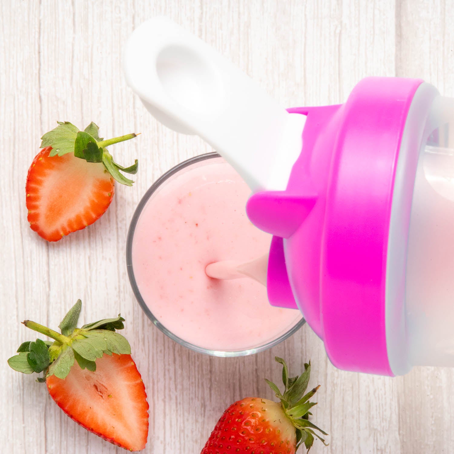 Vegetarian Low Calorie VLCD Strawberry Shake